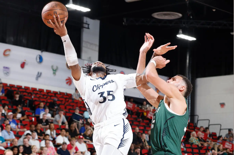 开云-攻防两端都制造了巨大的威胁，快船先发控卫的能力确实非常全面？