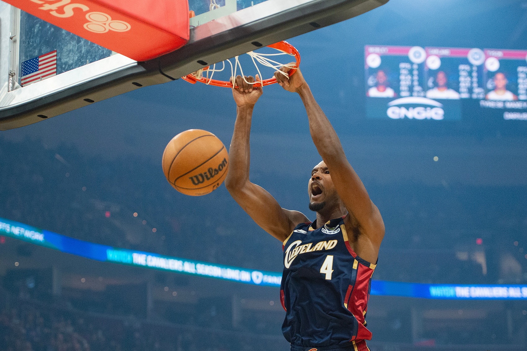 开云体育官网-下半场机会不多！小莫布里半场就拿到13分11板 全场14分14板3帽