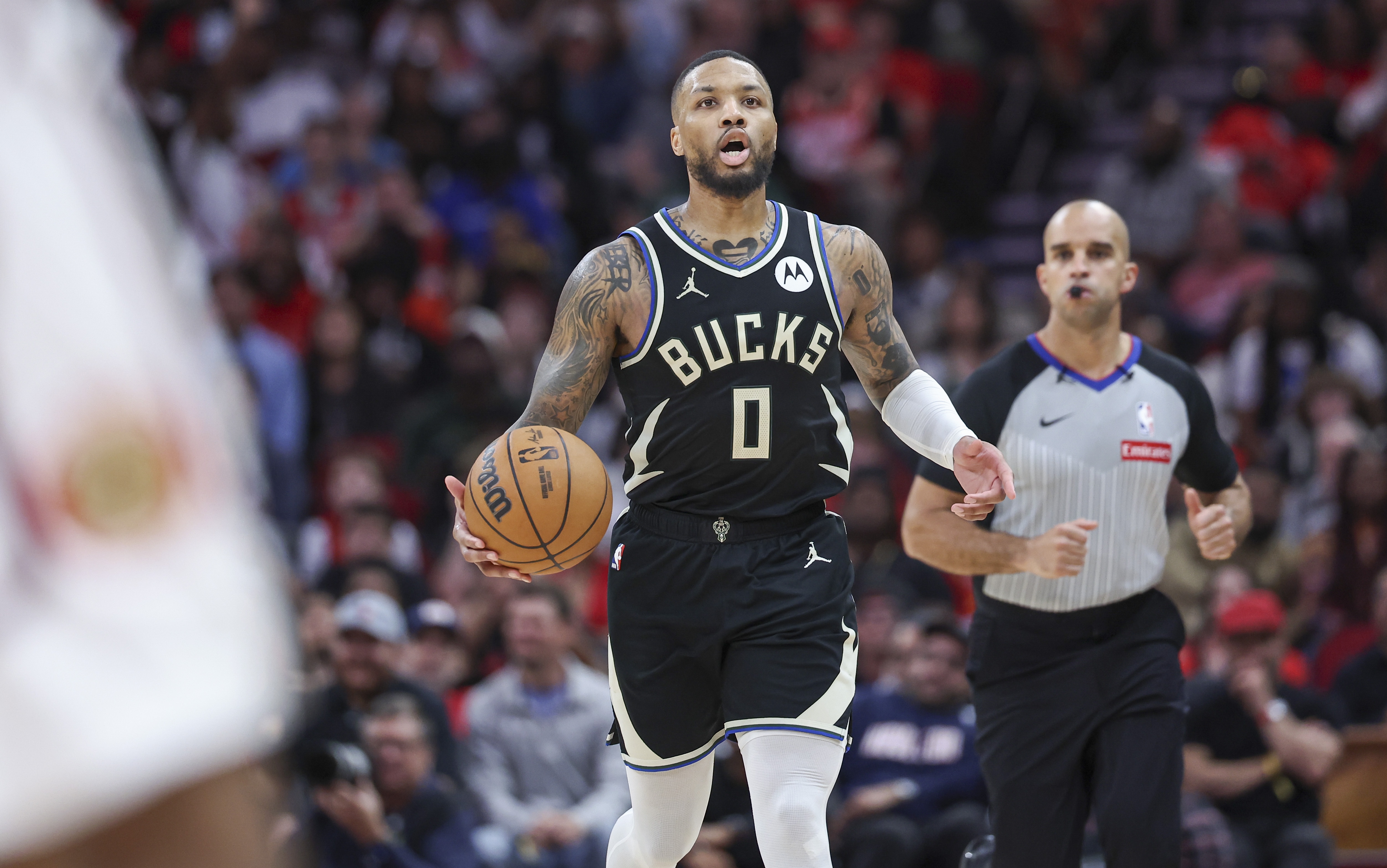 开云APP-波蒂斯：利拉德绝对名人堂级别 在他的巅峰除了詹库谁也夺不了冠